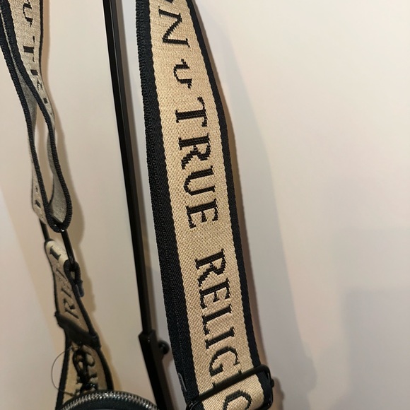 NWT True Religion Black and Tan Crossbody Bag with coin purse and guitar strap. - Picture 9 of 11